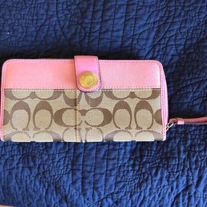Coach wallet